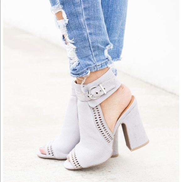 Ash Gray Laser Cut Slingback Block Heel Mule - Picture 3 of 5